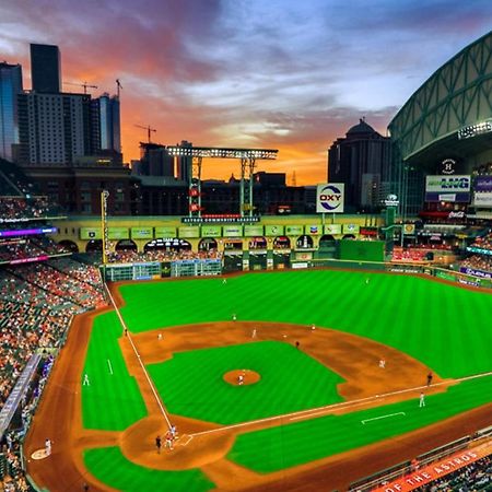 U1 Penthouse Downtown Houston Rental Car Available Apt 1Br 1Bth Gym Sleep Good 외부 사진