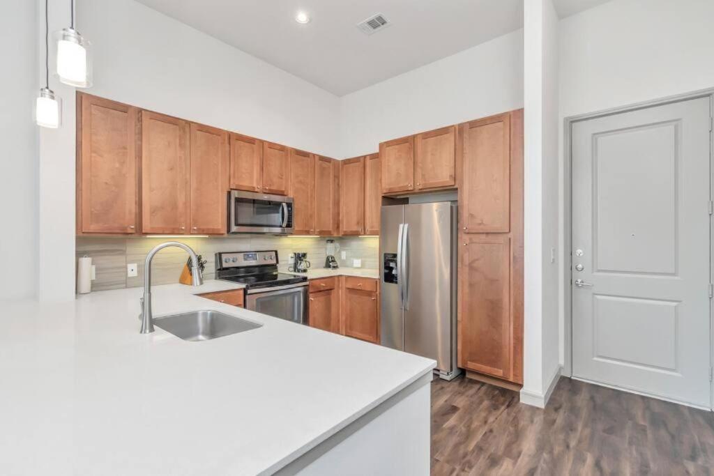 U1 Penthouse Downtown Houston Rental Car Available Apt 1Br 1Bth Gym Sleep Good 외부 사진